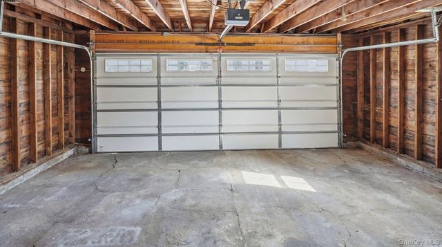 94 Fairview Avenue, Bayport, NY 11705