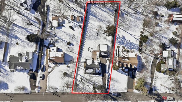 94 Fairview Avenue, Bayport, NY 11705