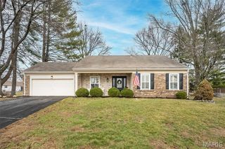 6 Pittsfield Court, Chesterfield, MO 63017