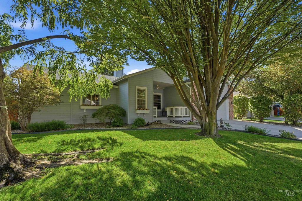 281 S Silverwood Way, Eagle, ID 83616 photo 4