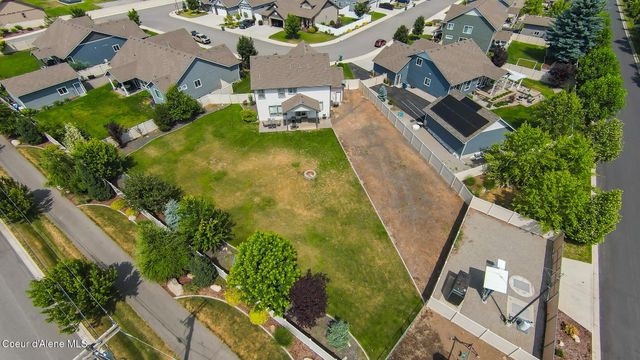 11322 N EMERALD DR, Hayden, ID 83835