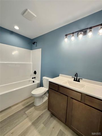 563 Calvey Heights Court, Robertsville, MO 63072