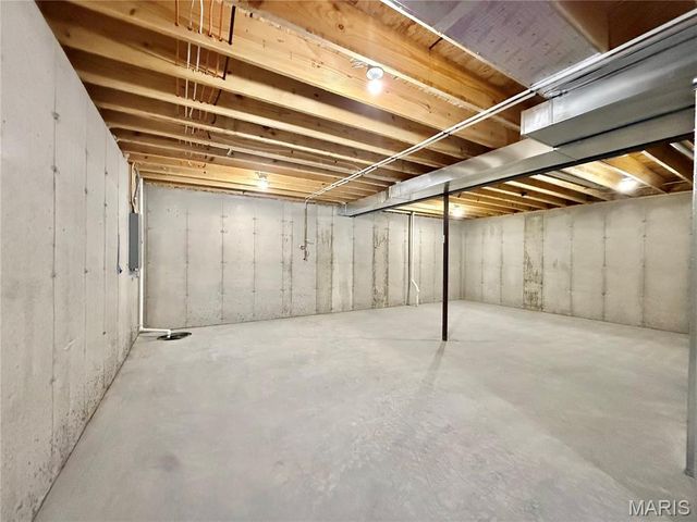 563 Calvey Heights Court, Robertsville, MO 63072