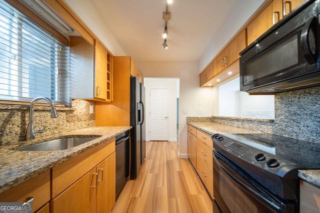 48 Finch Trail NE, Atlanta, GA 30308