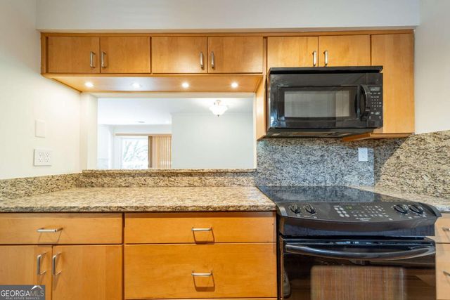 48 Finch Trail NE, Atlanta, GA 30308