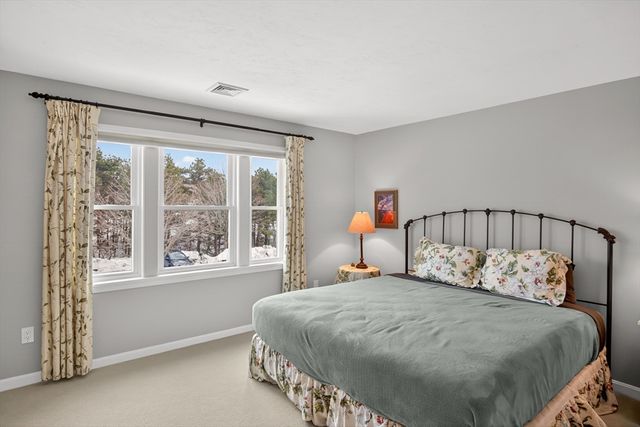 15 West Trevor Hill 15, Plymouth, MA 02360
