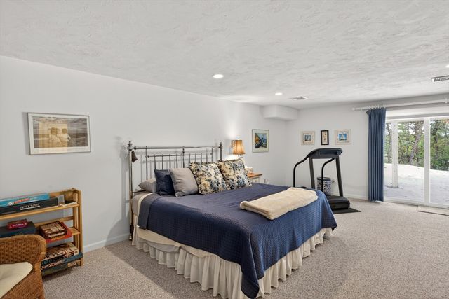 15 West Trevor Hill 15, Plymouth, MA 02360