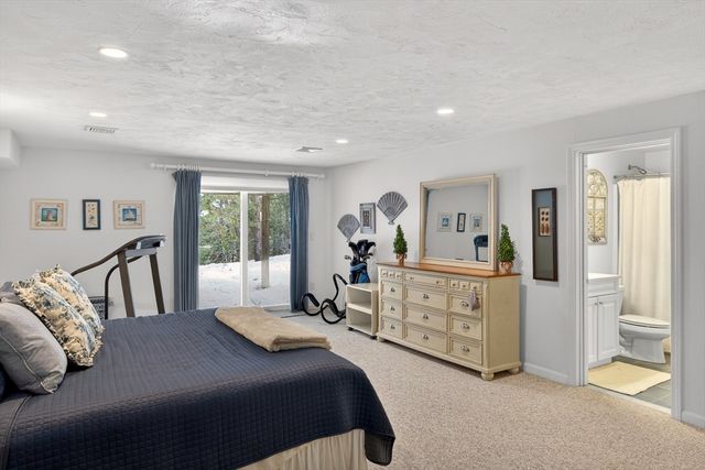 15 West Trevor Hill 15, Plymouth, MA 02360