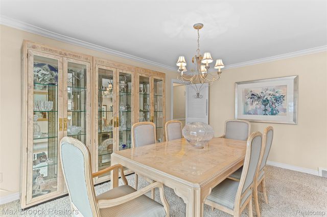 25933 Hersheyvale Drive, Franklin Village, MI 48025
