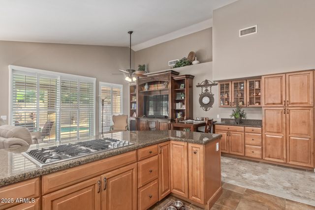 9425 E NACOMA Drive, Sun Lakes, AZ 85248