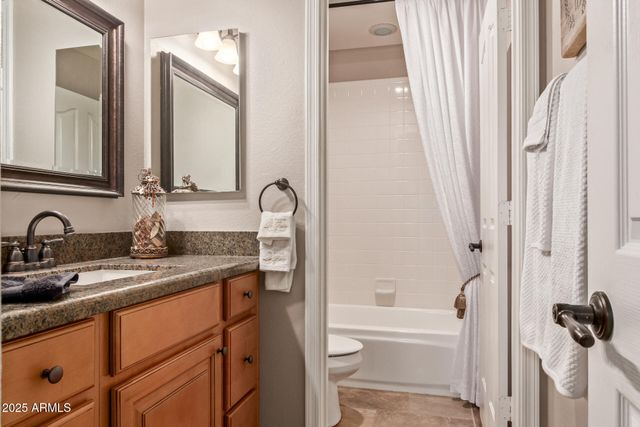 9425 E NACOMA Drive, Sun Lakes, AZ 85248