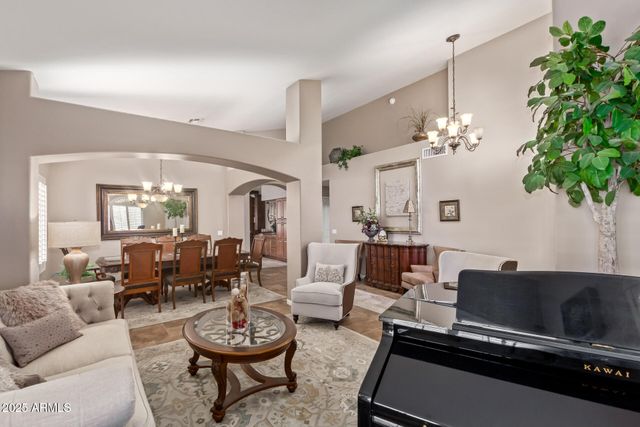 9425 E NACOMA Drive, Sun Lakes, AZ 85248