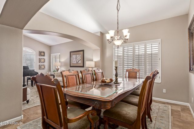 9425 E NACOMA Drive, Sun Lakes, AZ 85248