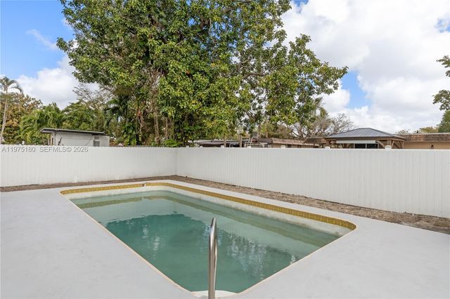7906 NW 74th Avenue, Tamarac, FL 33321