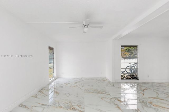 7906 NW 74th Avenue, Tamarac, FL 33321