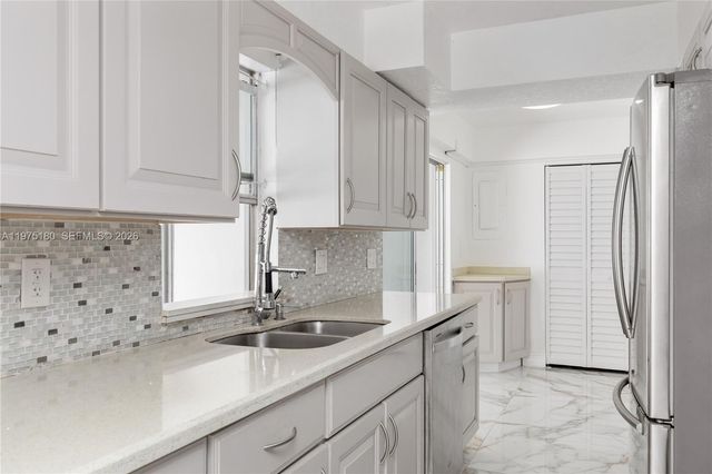 7906 NW 74th Avenue, Tamarac, FL 33321