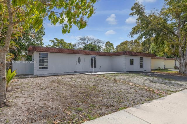 7906 NW 74th Avenue, Tamarac, FL 33321