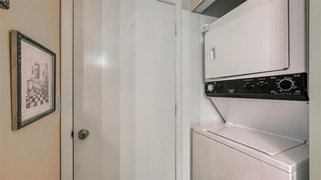 2937 TAYWOOD MEADOWS 32, Sarasota, FL 34235