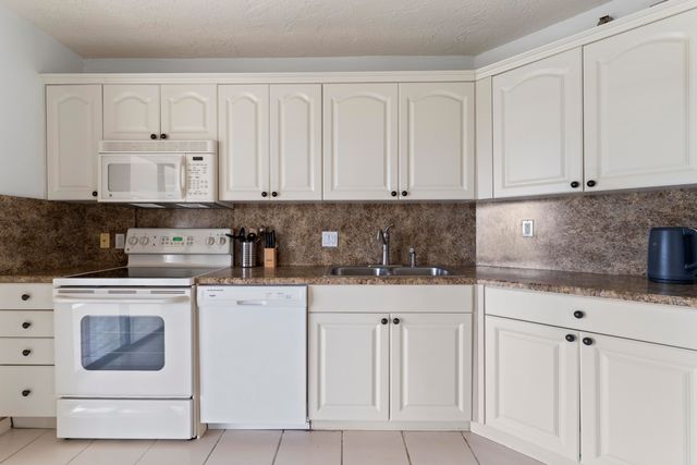 7507 La Paz Boulevard 407, Boca Raton, FL 33433