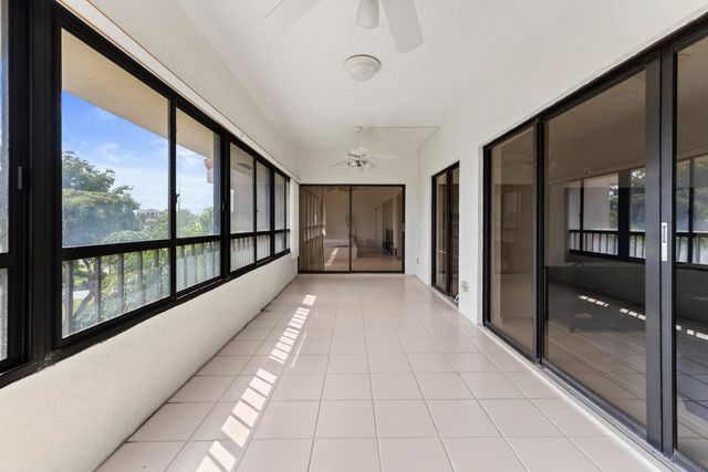 7507 La Paz Boulevard 407, Boca Raton, FL 33433