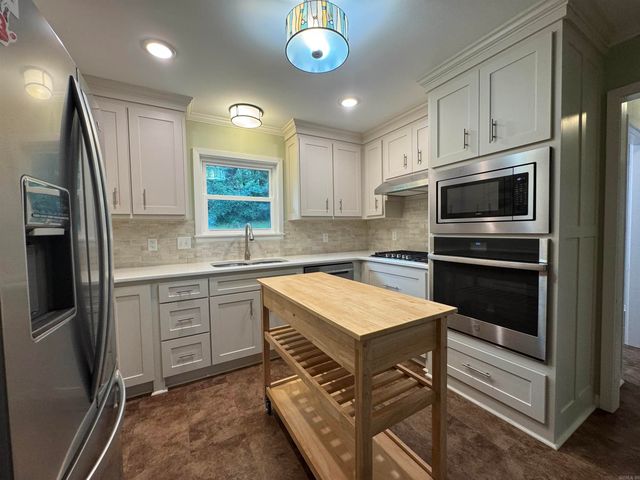 1311 Starfield Road, North Little Rock, AR 72116