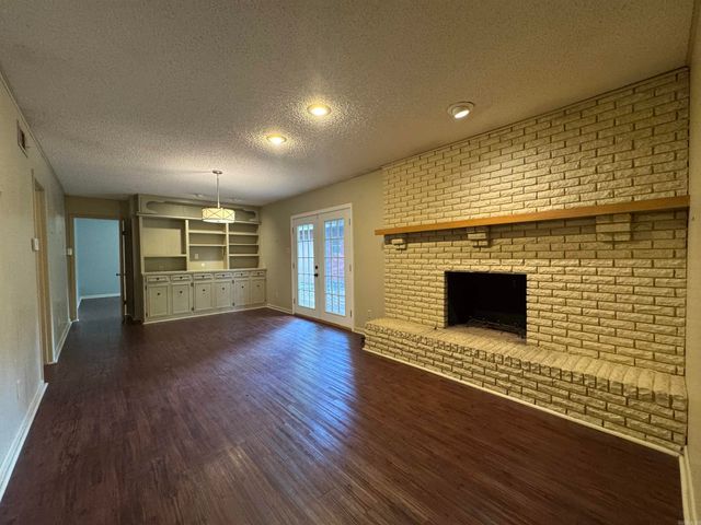 1311 Starfield Road, North Little Rock, AR 72116