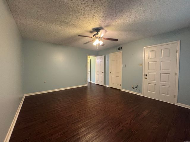 1311 Starfield Road, North Little Rock, AR 72116