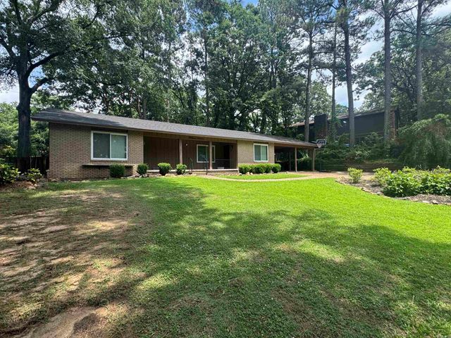1311 Starfield Road, North Little Rock, AR 72116
