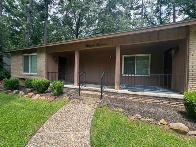1311 Starfield Road, North Little Rock, AR 72116