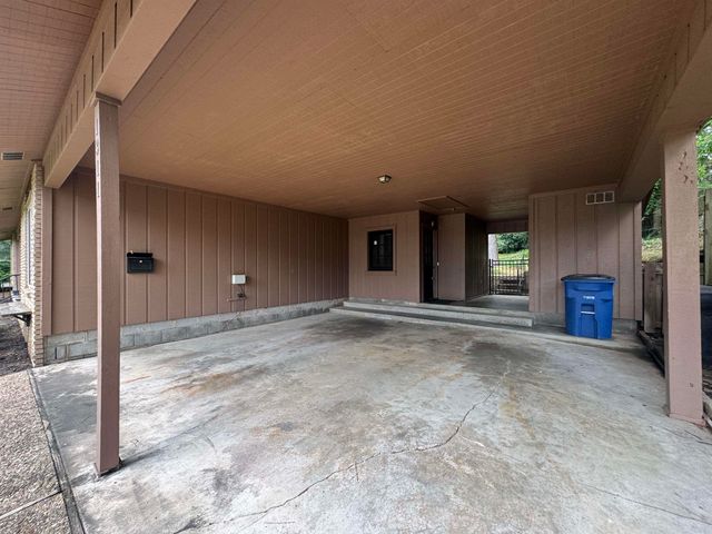 1311 Starfield Road, North Little Rock, AR 72116