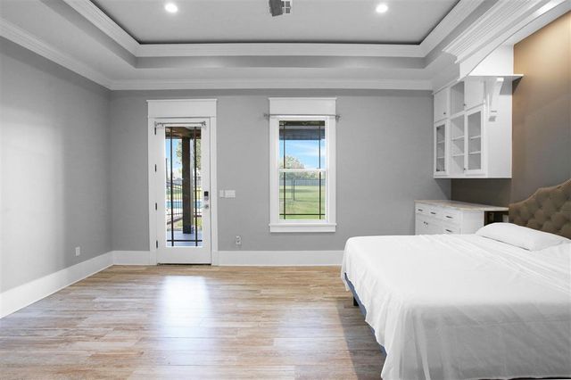 8026 Lake St Street, Lake Charles, LA 70605