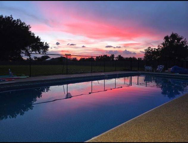 8026 Lake St Street, Lake Charles, LA 70605