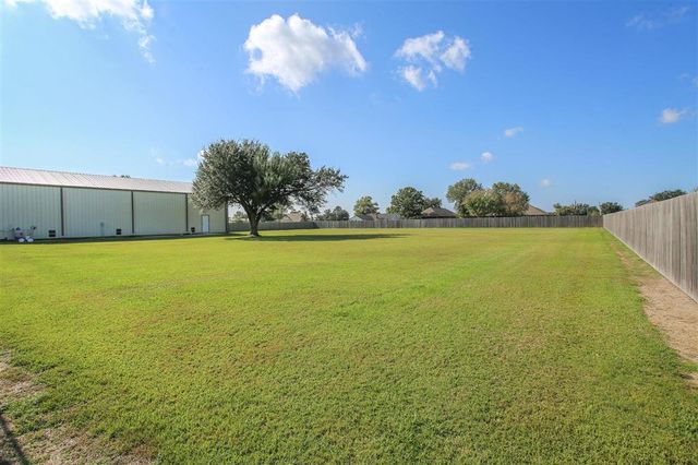 8026 Lake St Street, Lake Charles, LA 70605