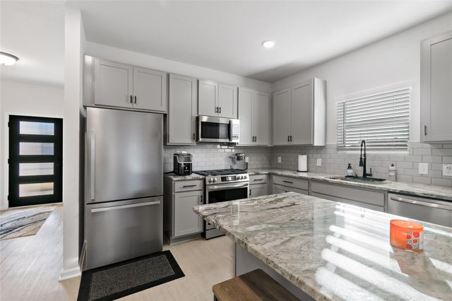 10918 Amador Peak Drive Drive, Rosharon, TX 77583