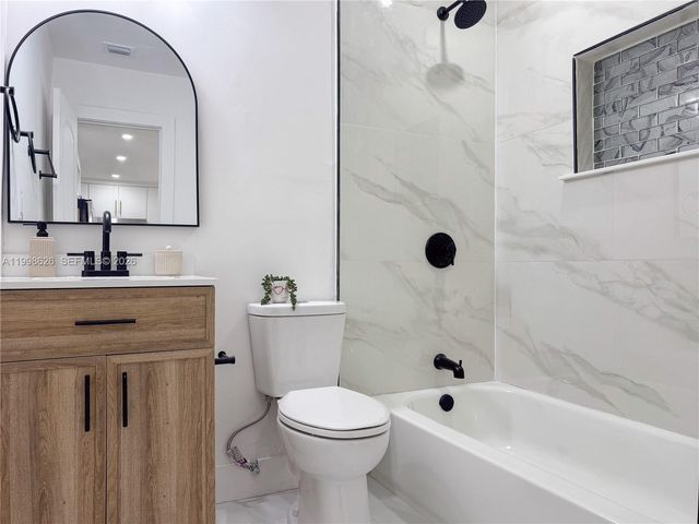 2933 NW 48th Ter, Miami, FL 33142