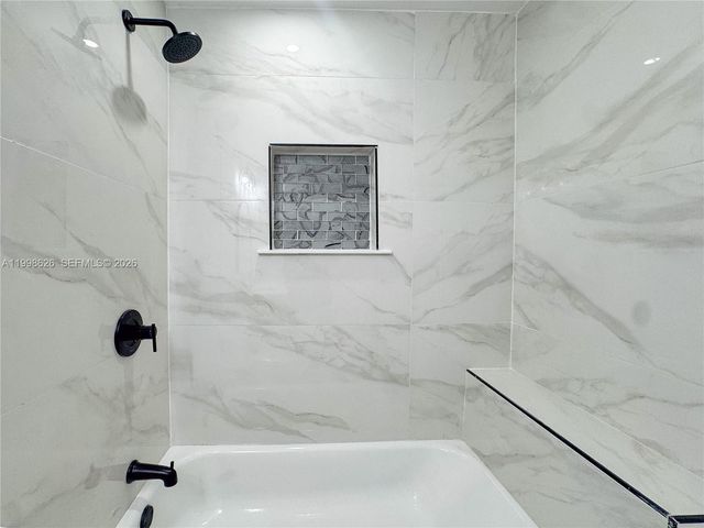 2933 NW 48th Ter, Miami, FL 33142