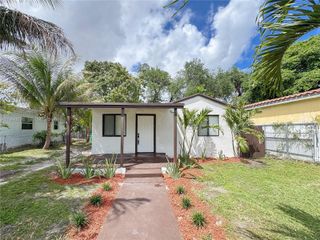 2933 NW 48th Ter, Miami, FL 33142