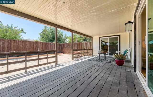 2117 Lopez Dr, Antioch, CA 94509