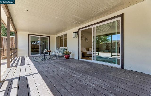 2117 Lopez Dr, Antioch, CA 94509