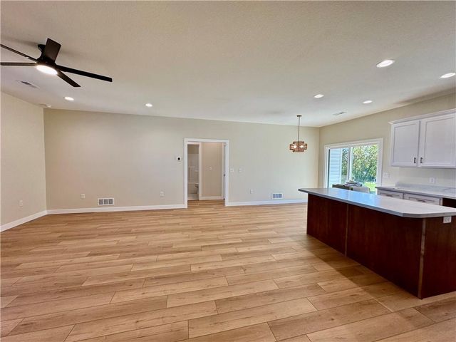 1320 W. 19th Street, Maryville, MO 64468