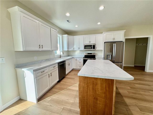 1320 W. 19th Street, Maryville, MO 64468