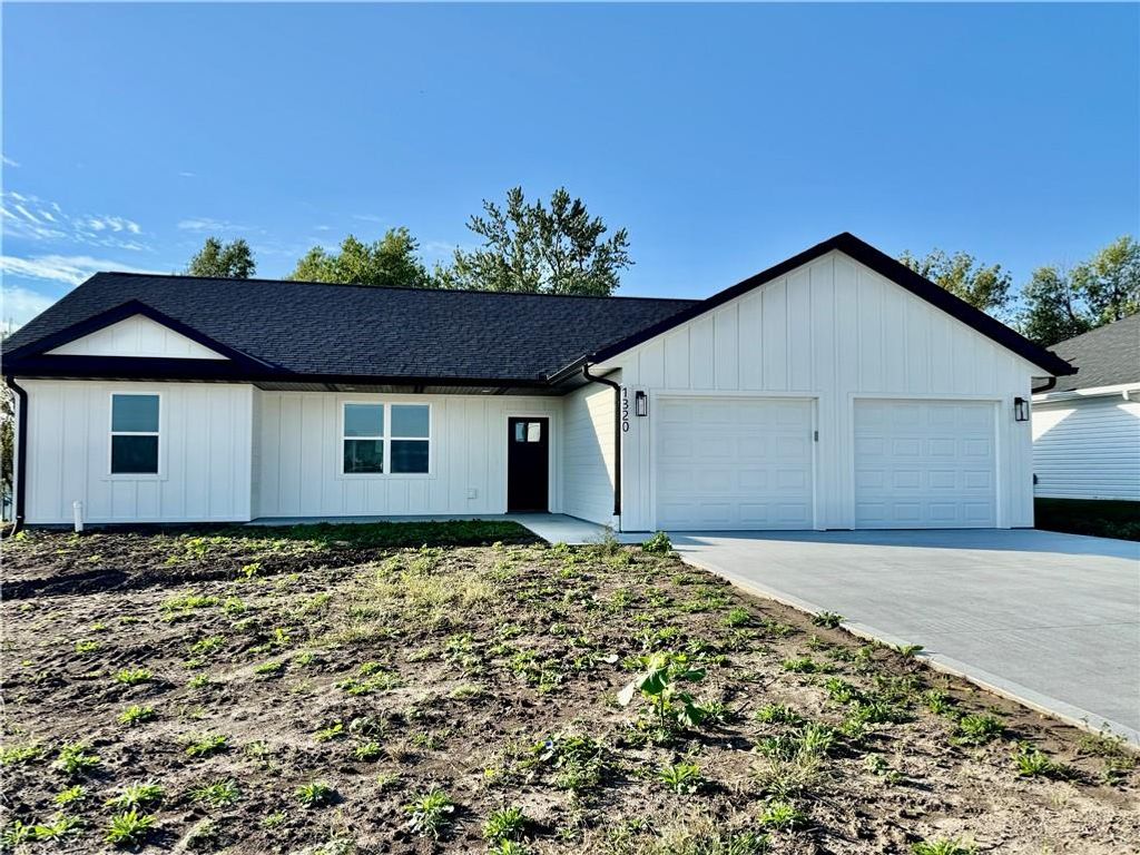 1320 W. 19th Street, Maryville, MO 64468