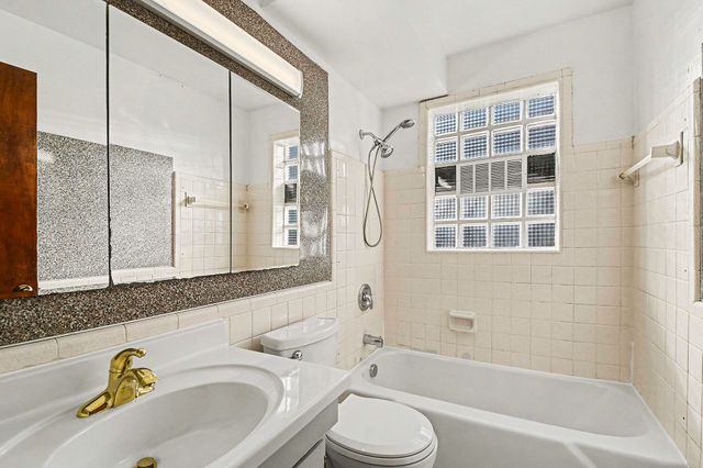 3201 Marshall Avenue Se, City Of Grand Rapids, MI 49508