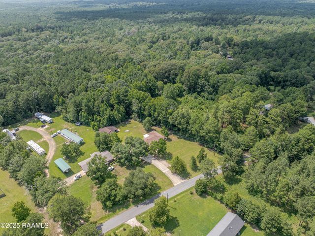97 Libuse Cut Off Road, Pineville, LA 71360