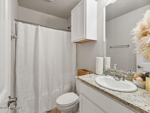 408 Dulworth Court, Breaux Bridge, LA 70517