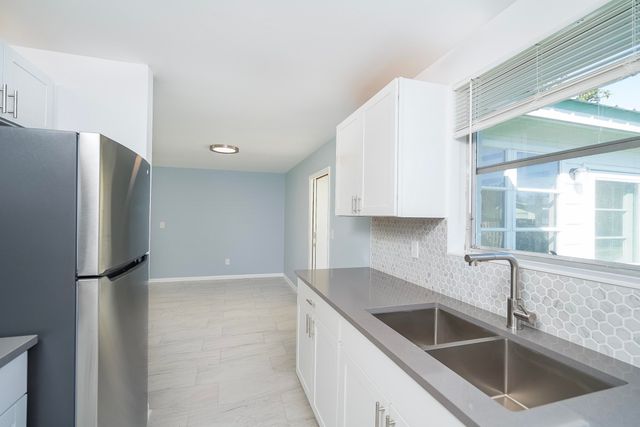 182 Estancia St, St Augustine, FL 32086