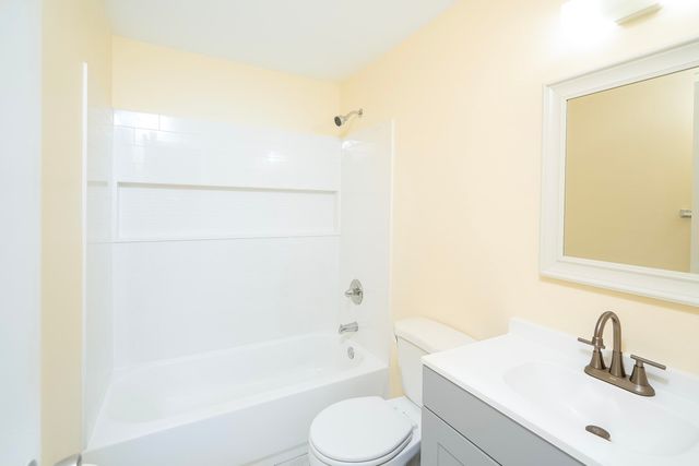 182 Estancia St, St Augustine, FL 32086