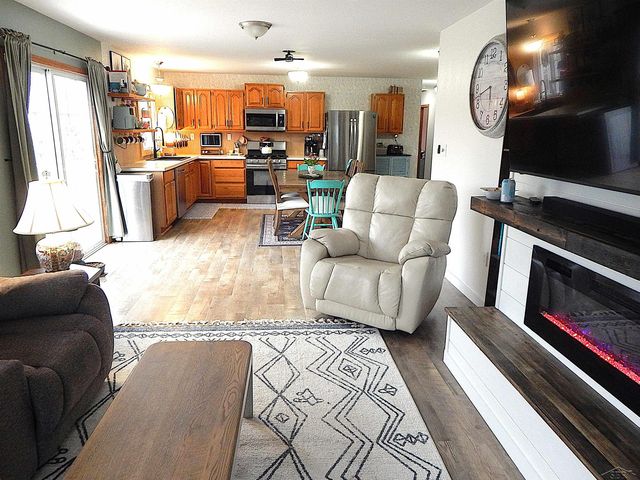 2880 E Fisher Road, Bay City, MI 48706