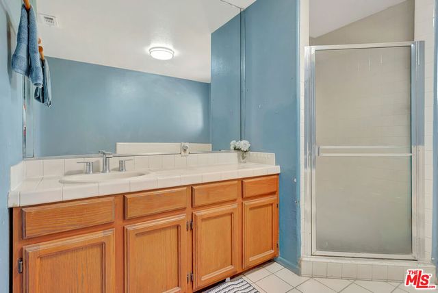 448 W 64th Street, Inglewood, CA 90302