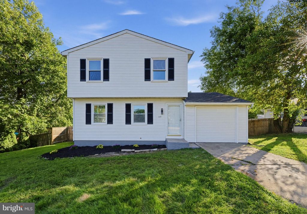 127 MORTON AVE, HAMILTON, NJ 08610 — exterior